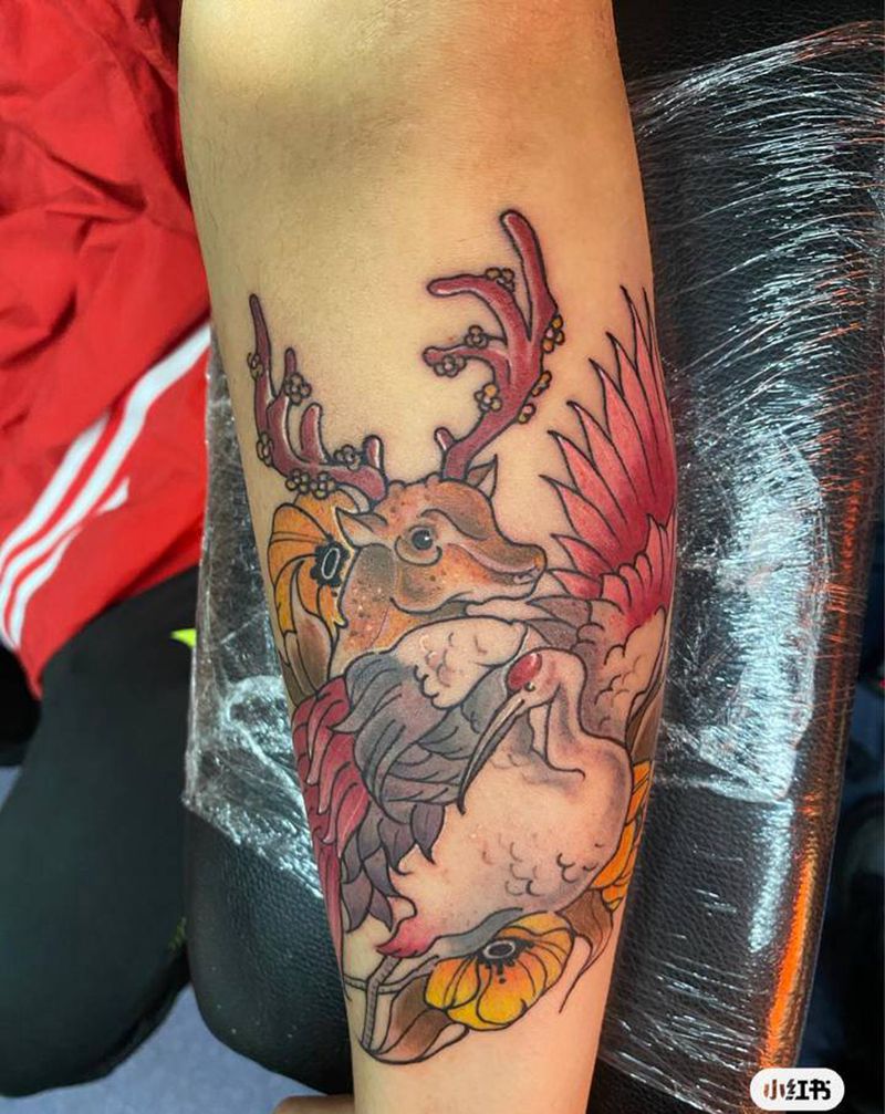 梅花鹿与鹤纹身图片_手臂New School纹身图案