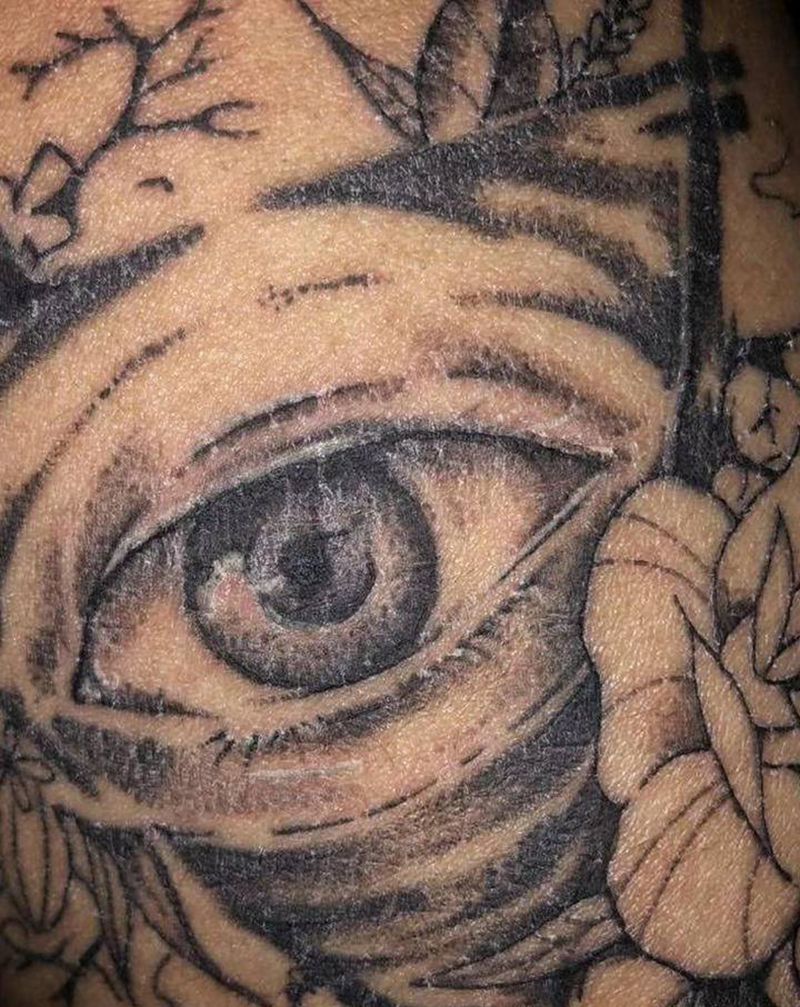 权势之眼结痂图纹身图片_腿部New School纹身图案