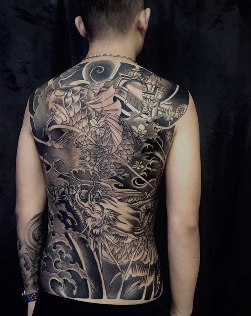 完成80%彩色下次继续纹身图片_背部纹身图案