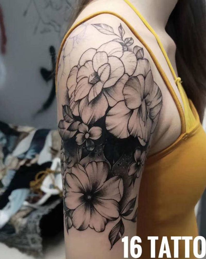 素花包臂纹身图片_手臂New School纹身图案