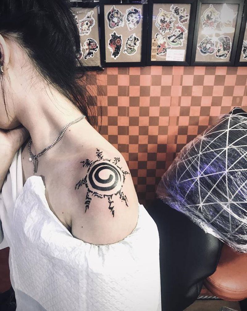 咒印纹身图片_肩部纹身图案