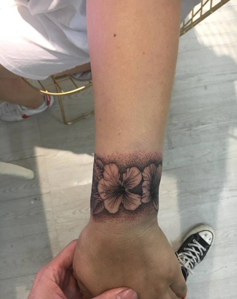 花纹身图片_手部纹身图案