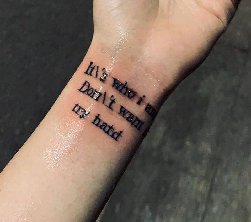 英文纹身图片_手部纹身图案