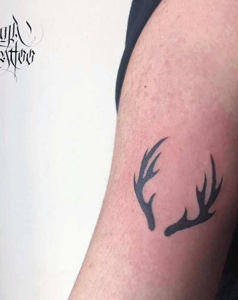 小鹿角纹身图片_手臂图腾鹿角小清新纹身图案