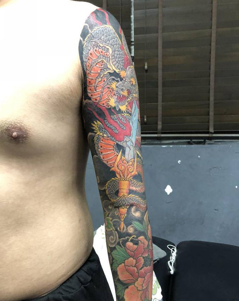 龙纹身图片_手臂纹身图案