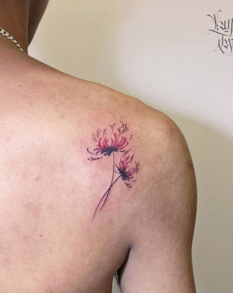 彼岸花纹身图片_背部小清新纹身图案