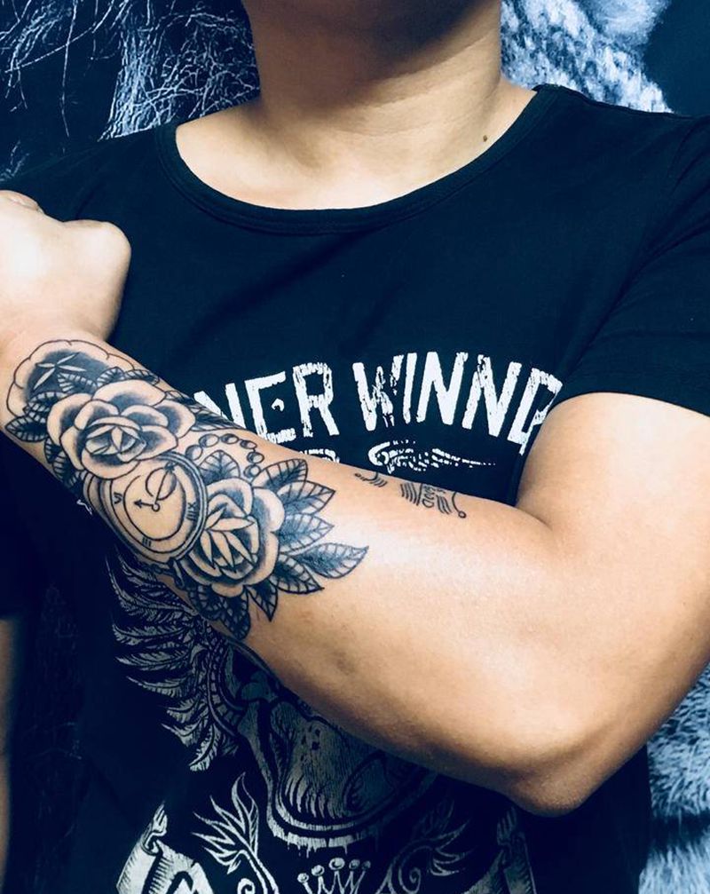 力量纹身图片_手臂Old School纹身图案