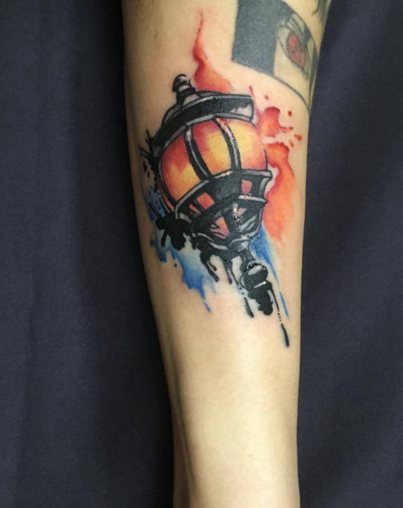 灯纹身图片_手臂New School纹身图案