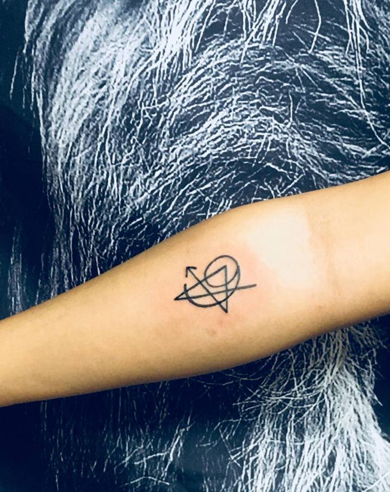 复仇者联盟纹身图片_手臂几何纹身图案