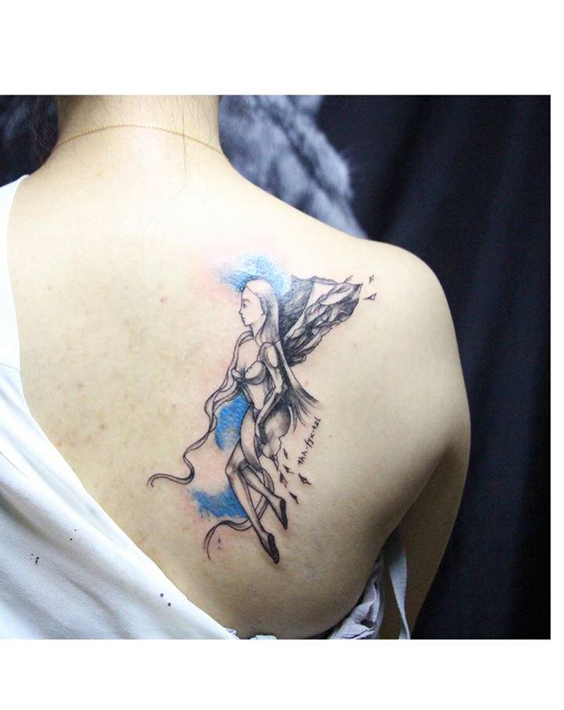 天使纹身图片_肩部背部水墨水彩纹身图案