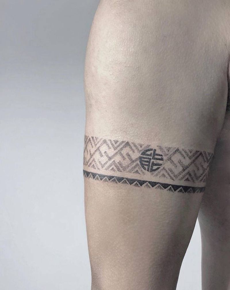 臂环纹身图片_手臂手部点刺图腾纹身图案