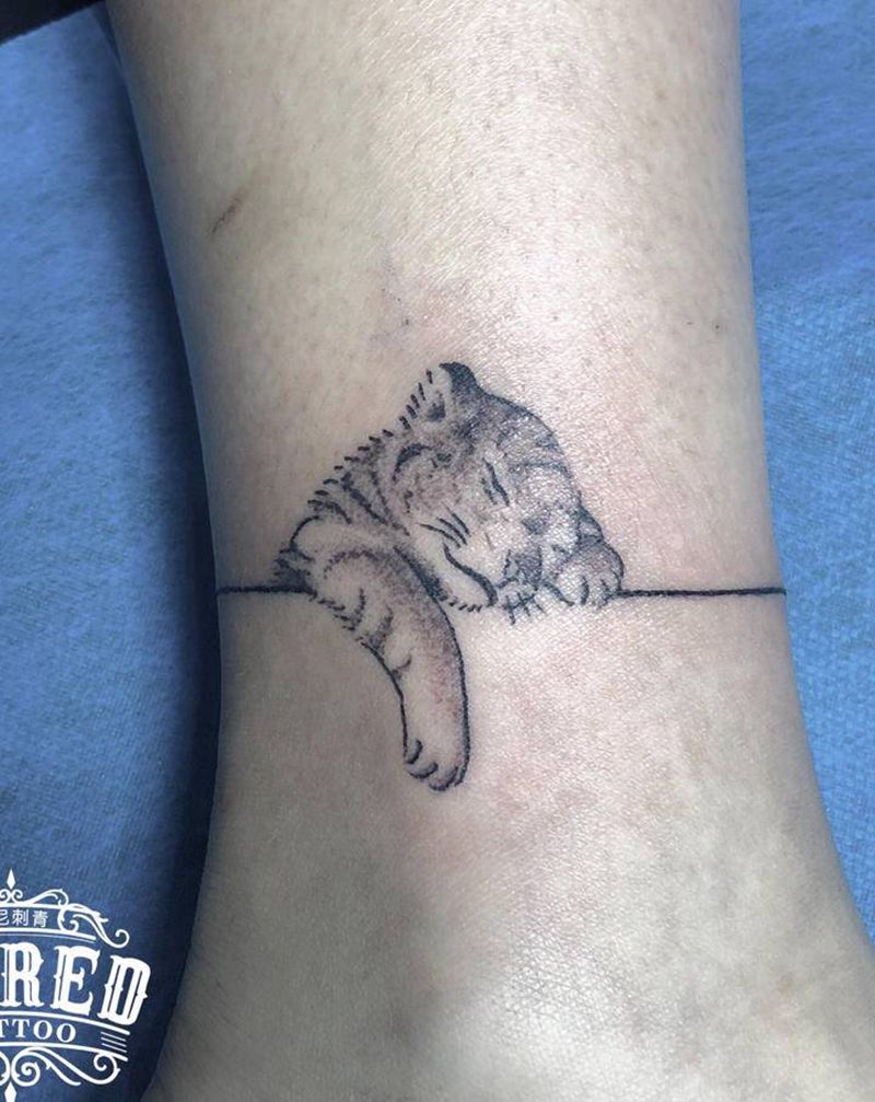 小老虎纹身图片_腿部脚部点刺小清新虎猫纹身图案