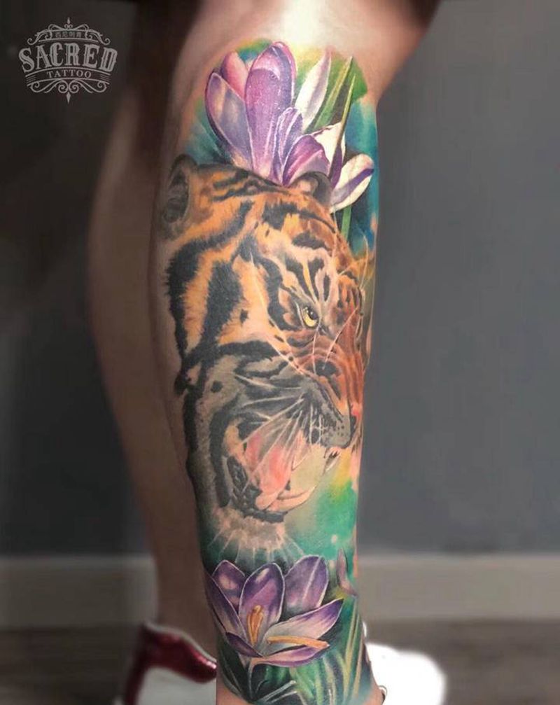 花(添加修改)纹身图片_腿部欧美写实莲花纹身图案