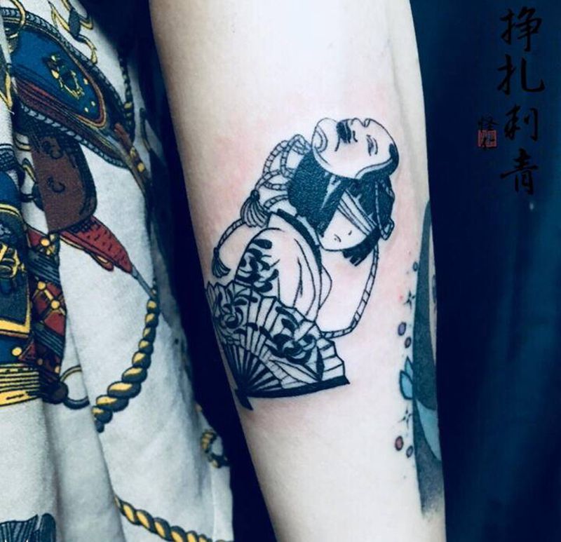 少纹身图片_手臂卡通纹身图案