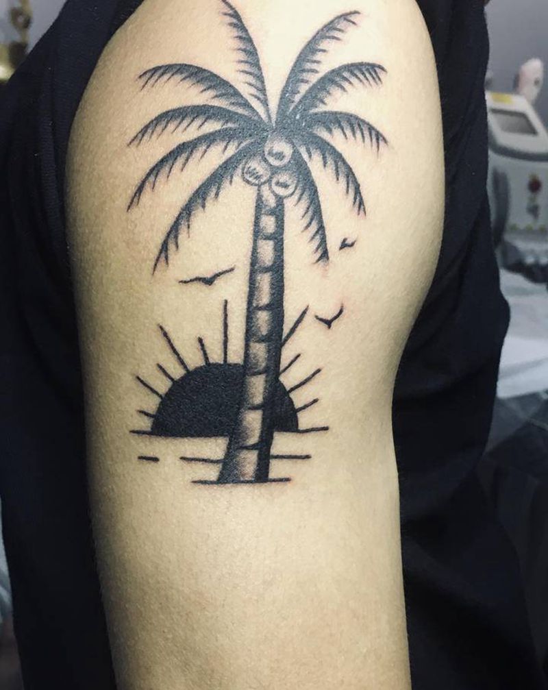 椰子树纹身图片_手部纹身图案
