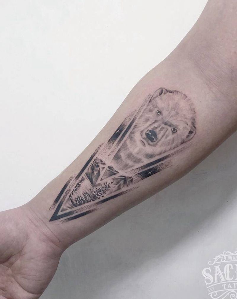 北极熊纹身图片_手臂点刺雪纹身图案