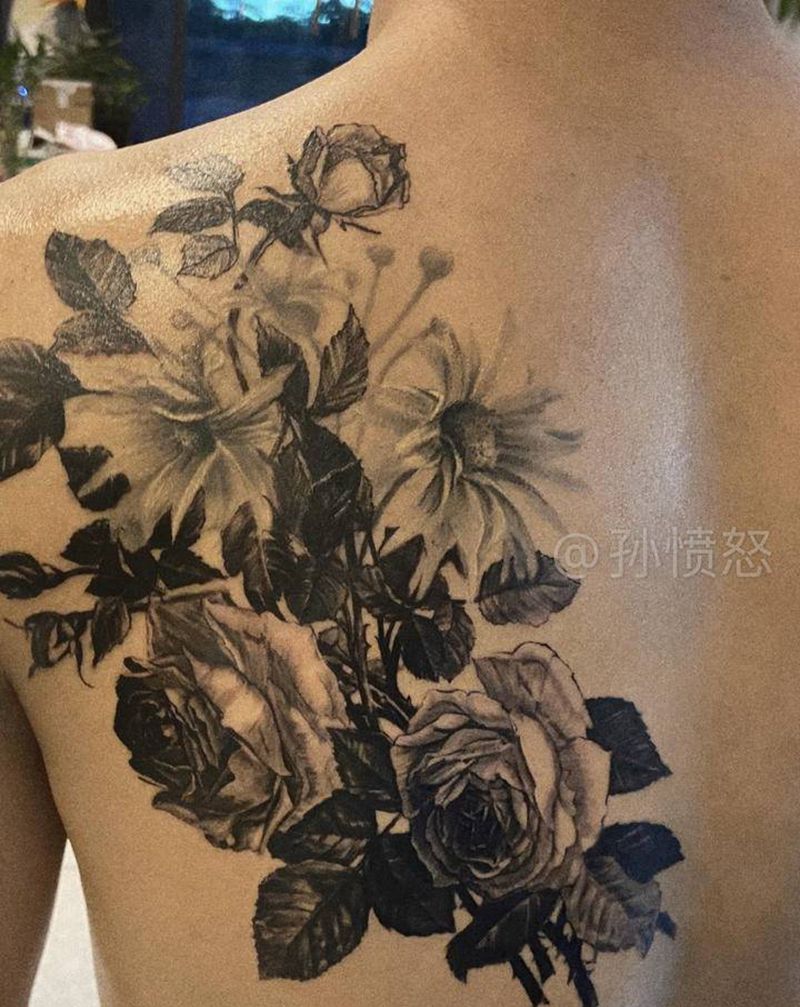 #小雏菊恢复后添加纹身图片_背部写实玫瑰花纹身图案