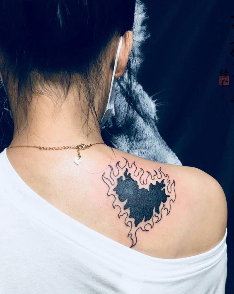 【从心】纹身图片_背部纹身图案