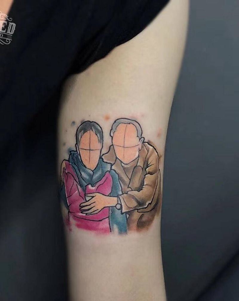家纹身图片_手臂水彩水墨父母纹身图案