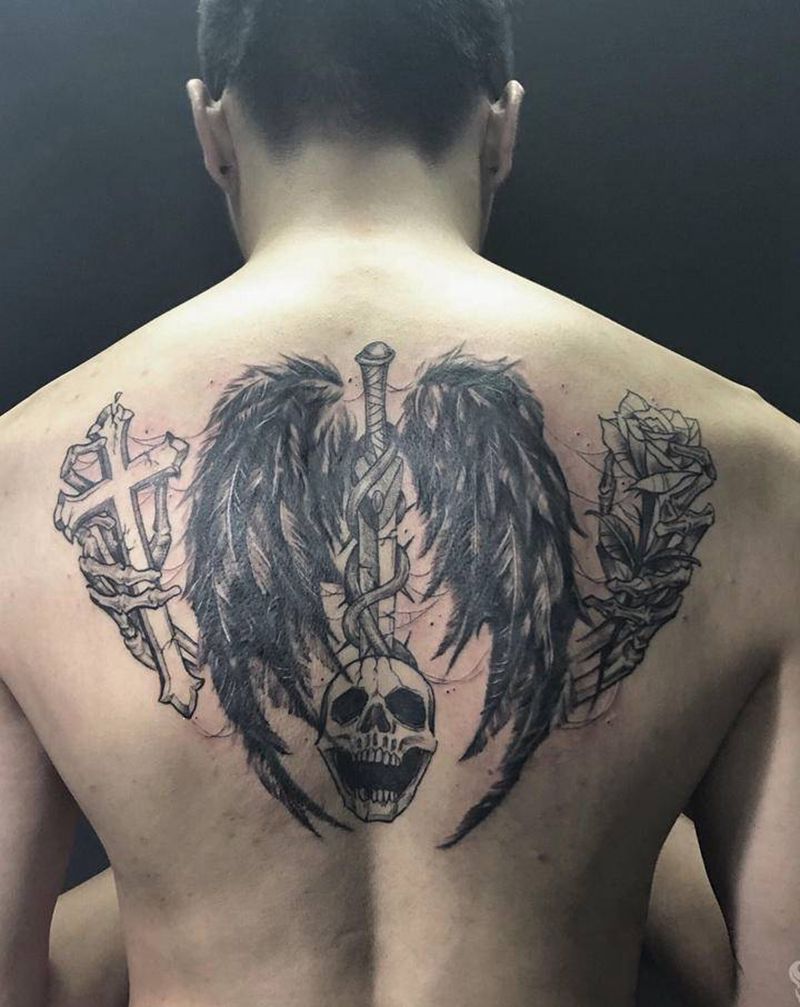 翅膀(遮盖)纹身图片_背部点刺骷髅纹身图案