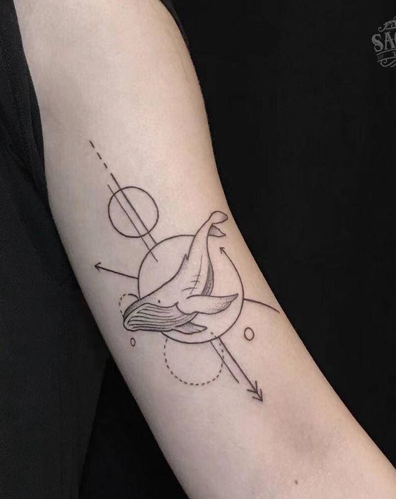 鲸纹身图片_手臂几何小清新纹身图案