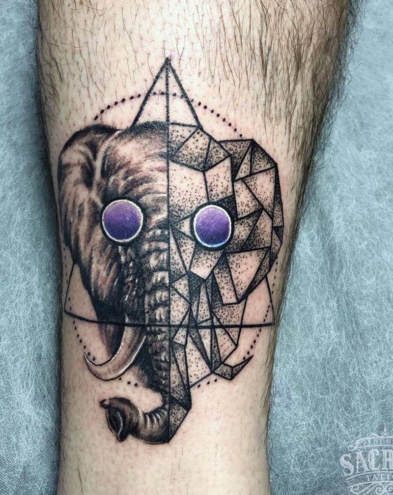 象纹身图片_腿部几何欧美写实点刺大象纹身图案