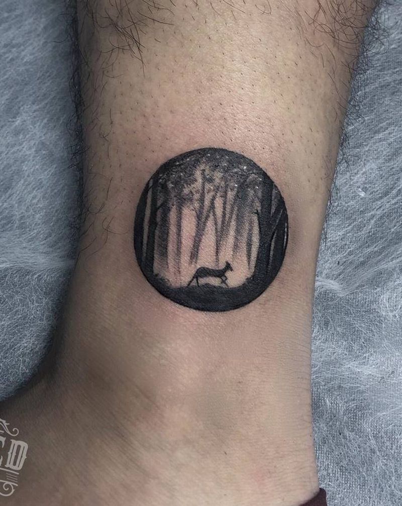 林深见鹿纹身图片_腿部几何欧美写实风景小清新纹身图案