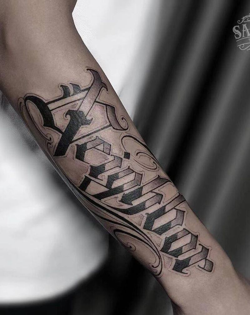 花体字纹身图片_手臂花体字纹身图案