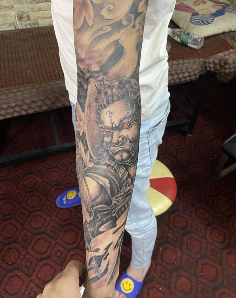 花臂纹身图片_手部新传统纹身图案