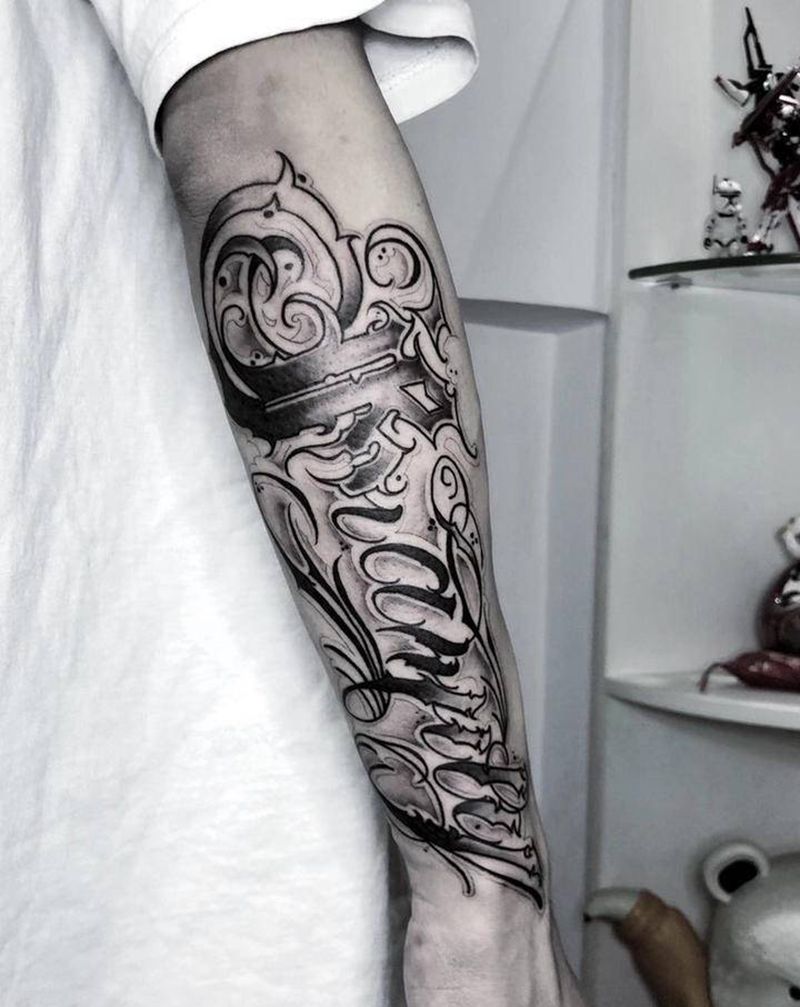 花体字纹身图片_手臂花体字纹身图案