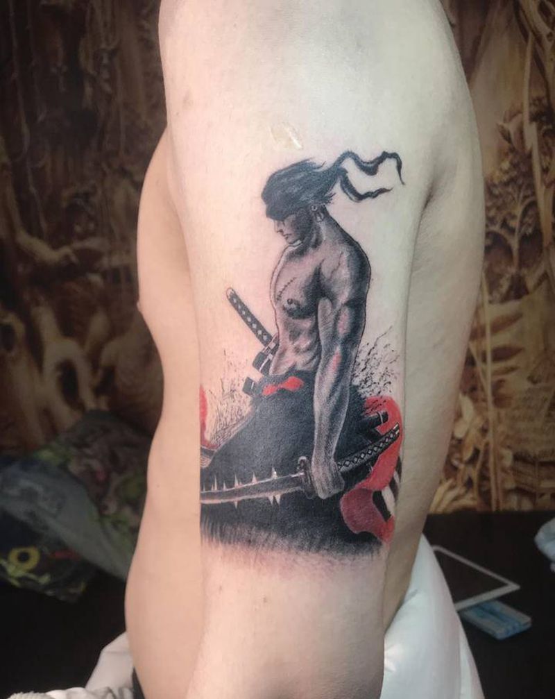 动漫—索隆纹身图片_手部欧美写实水墨纹身图案