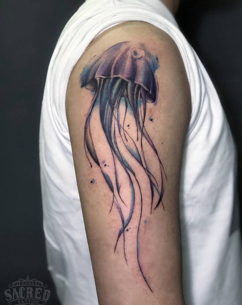 水母纹身图片_手臂水墨水彩写意水母纹身图案