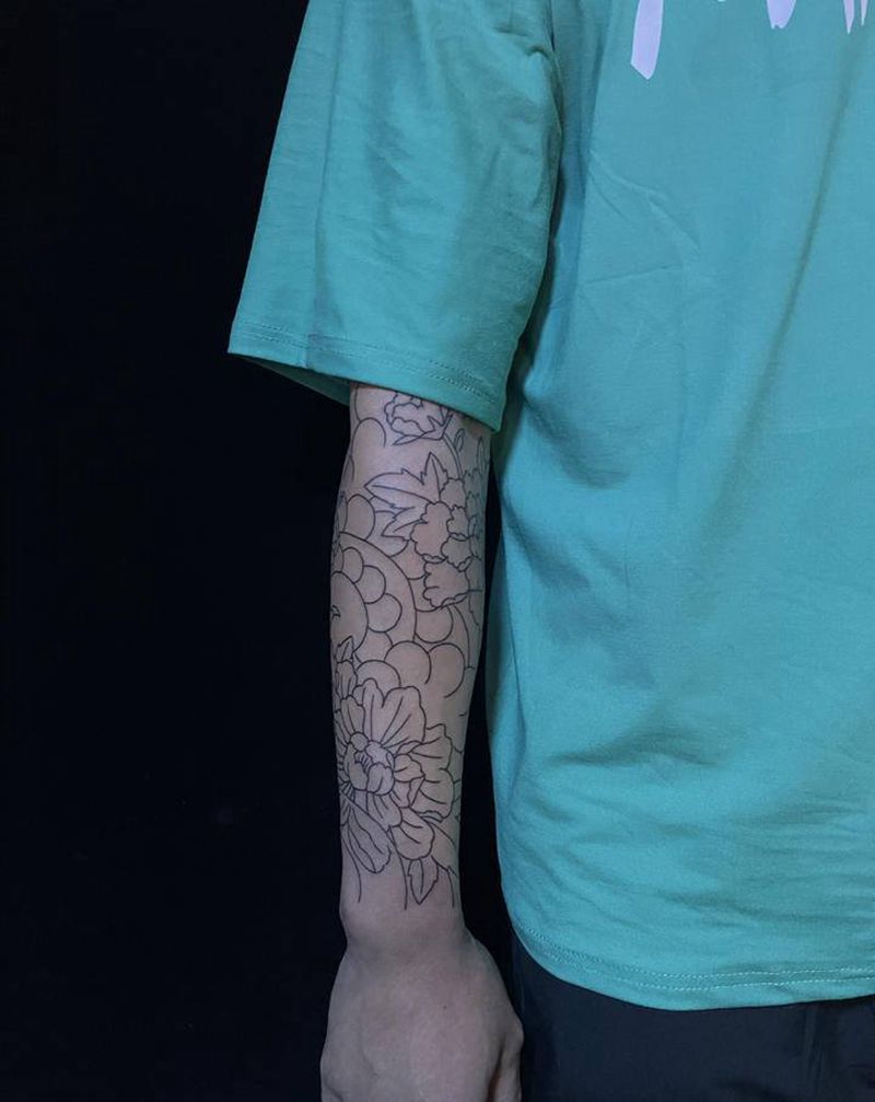 老传统线条纹身图片_手臂手部老传统纹身图案