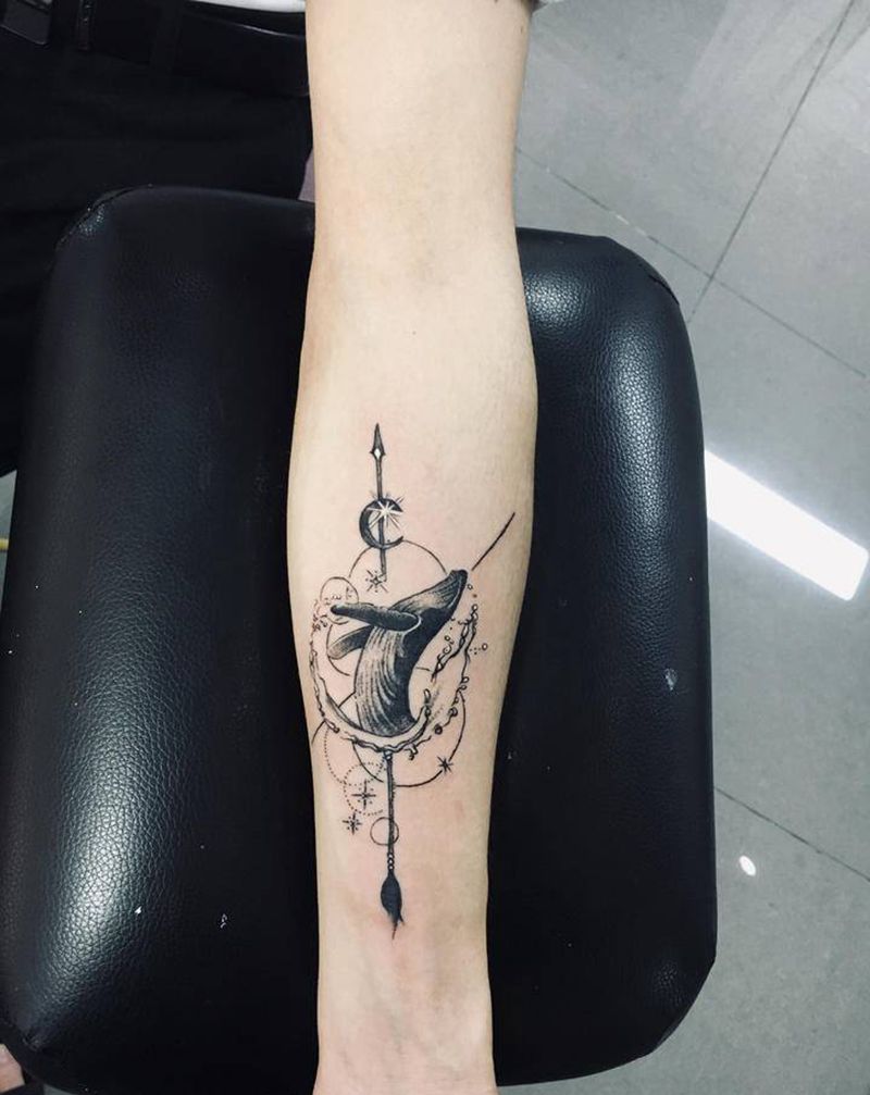 鱼纹身图片_手部纹身图案