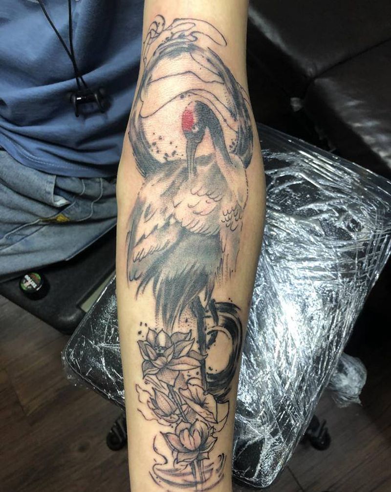 水墨风-鹤纹身图片_手臂水墨纹身图案