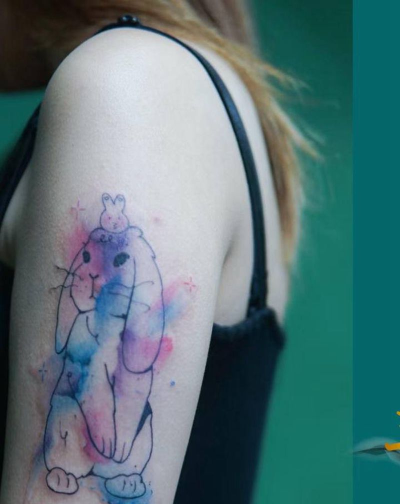 水彩小兔子纹身图片_手臂纹身图案