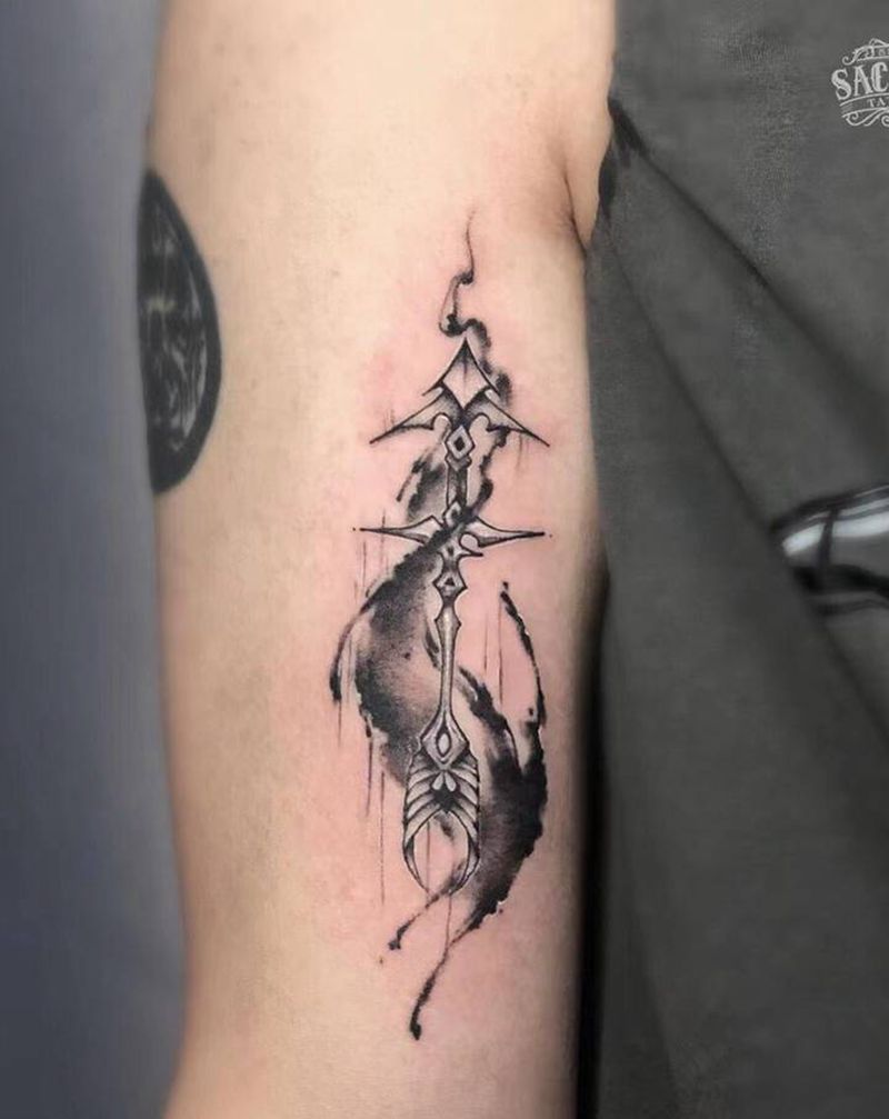 箭矢纹身图片_手臂水墨几何纹身图案