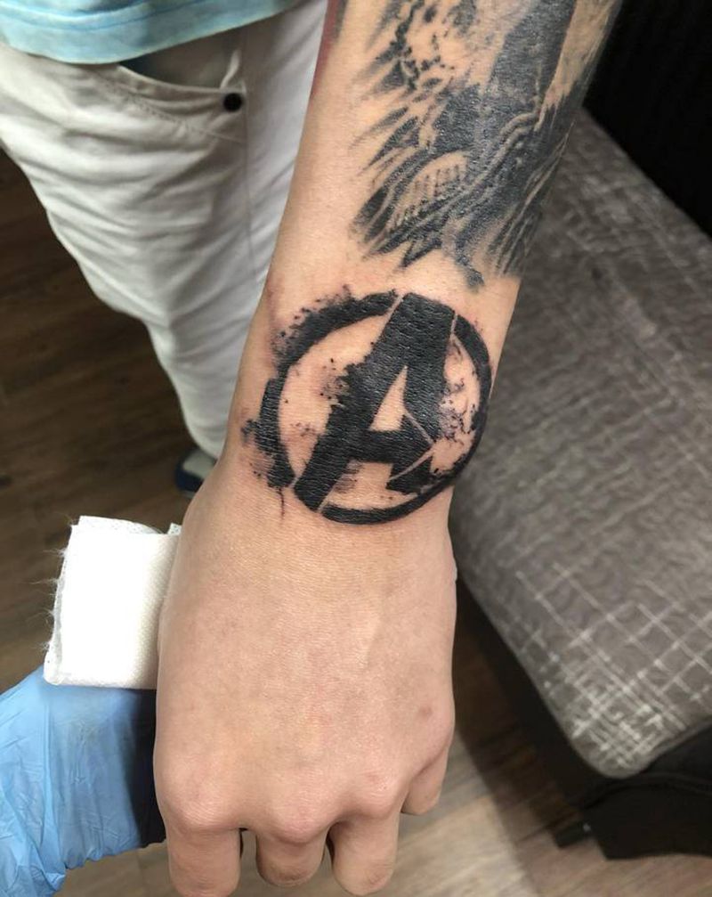 school纹身图片_手臂New School纹身图案