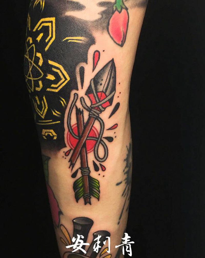 断箭纹身图片_手臂手部Old School弓箭彩色纹身图案