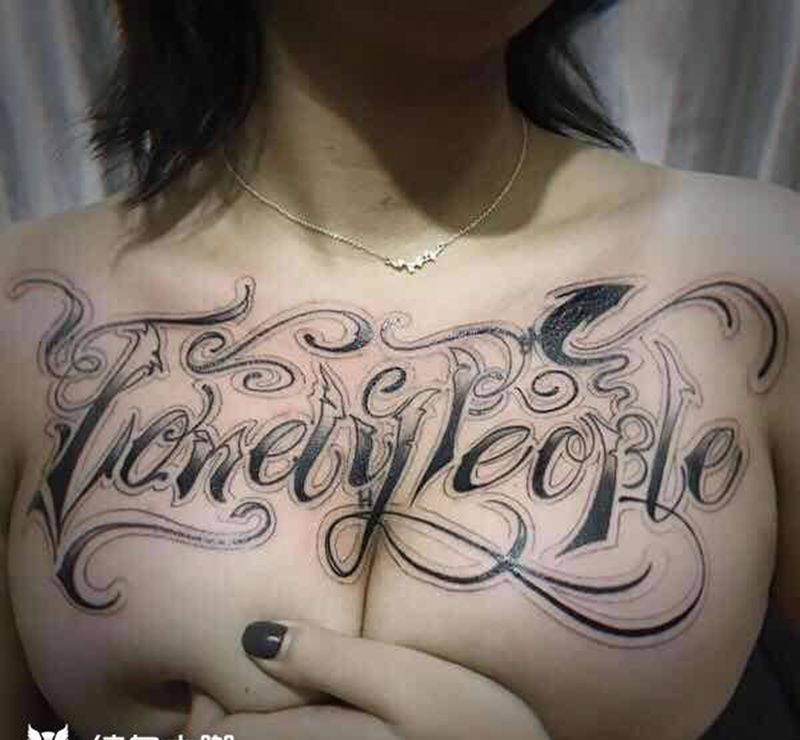 花体纹身图片_胸部颈部新传统花体字纹身图案