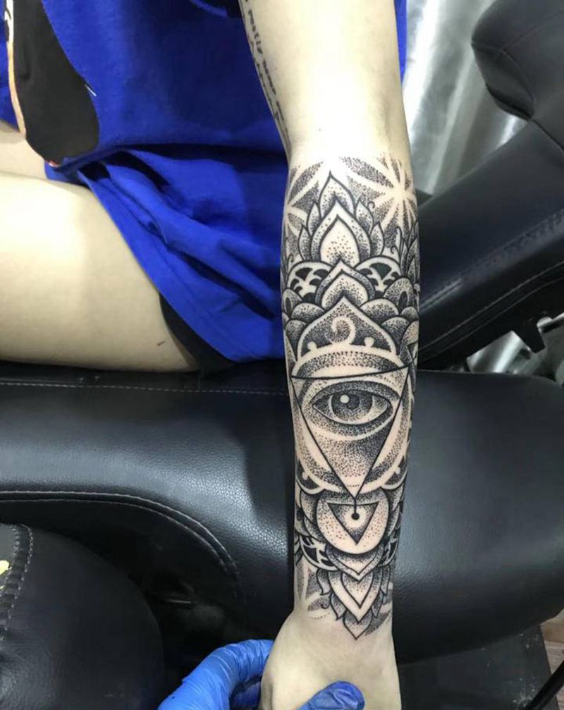 点刺几何纹身图片_手部手臂几何点刺纹身图案