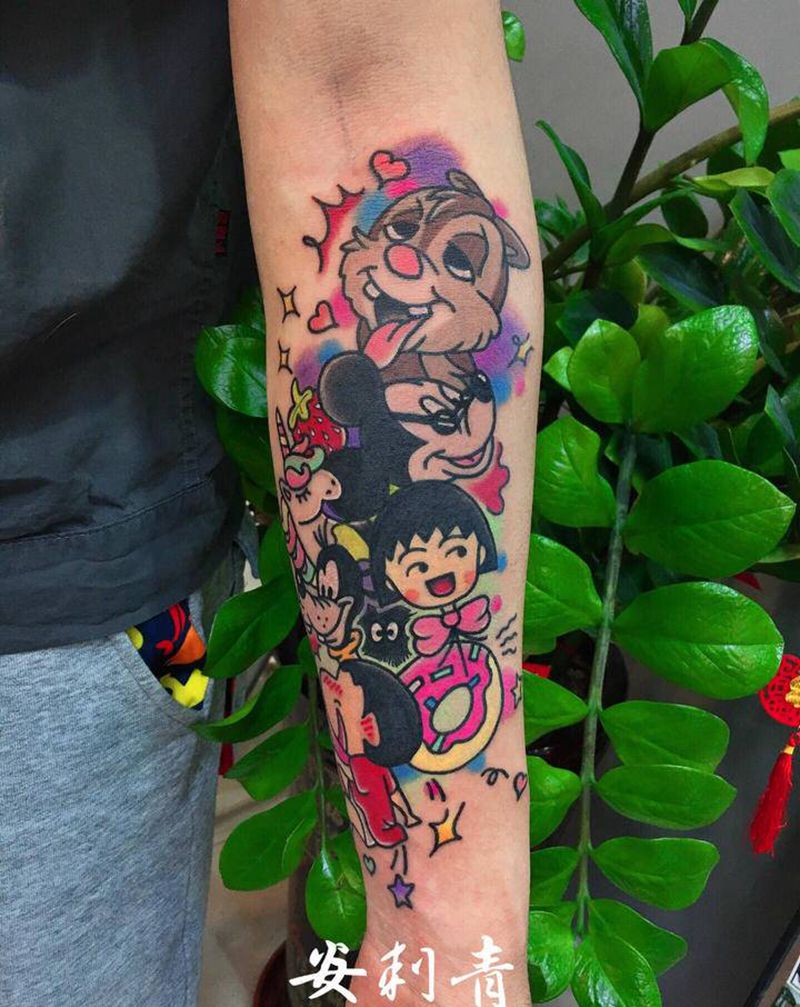 卡通人物遮盖纹身图片_手臂手部水彩水墨丸子小新米奇独角兽纹身图案