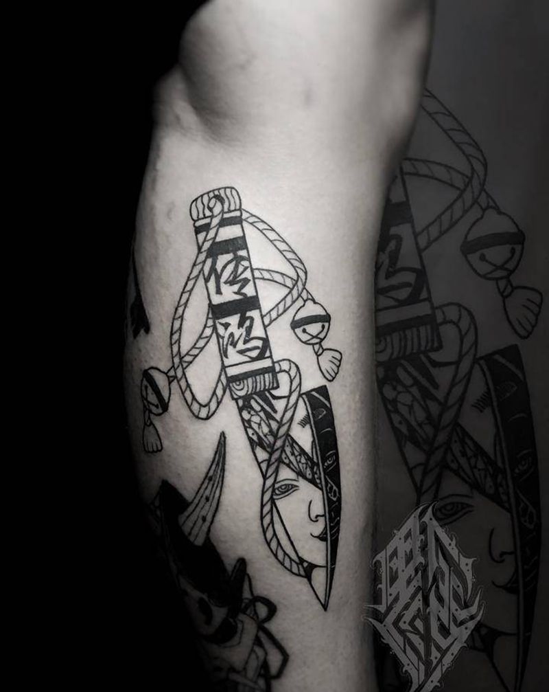 日式小传统纹身图片_腿部老传统匕首纹身图案