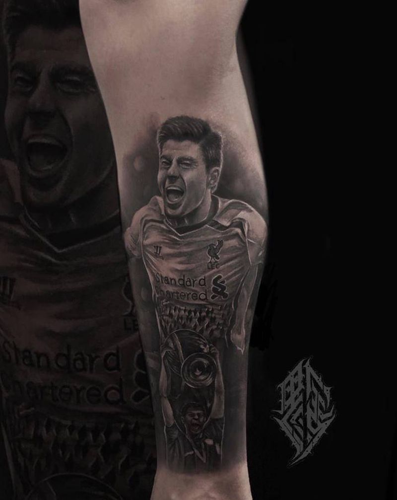 人物欧美写实纹身图片_手部欧美写实纹身图案