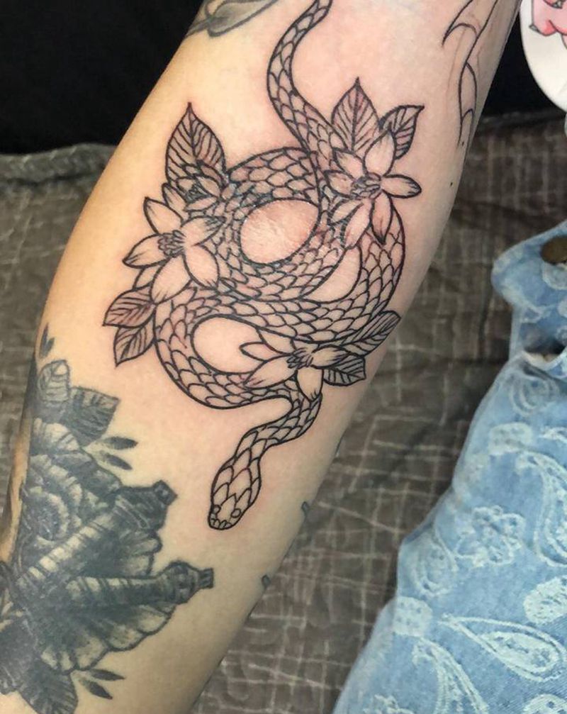 Shool花臂纹身图片_手臂Old SchoolNew School纹身图案