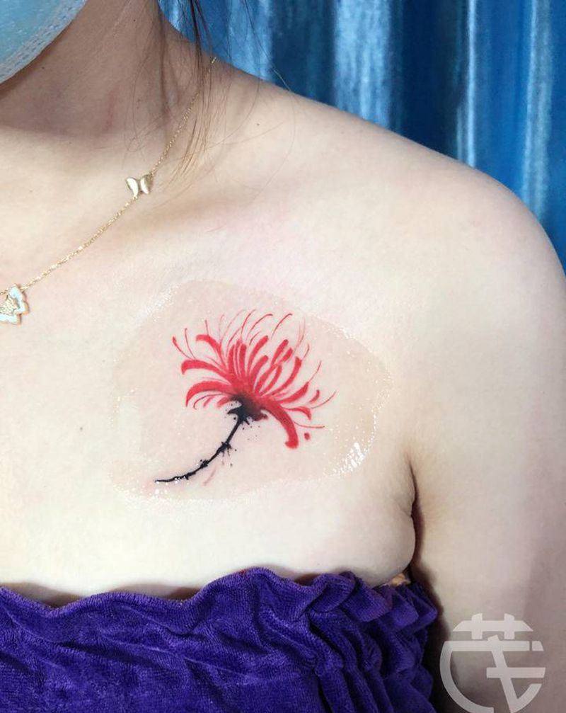 比岸花纹身图片_胸部水彩纹身图案