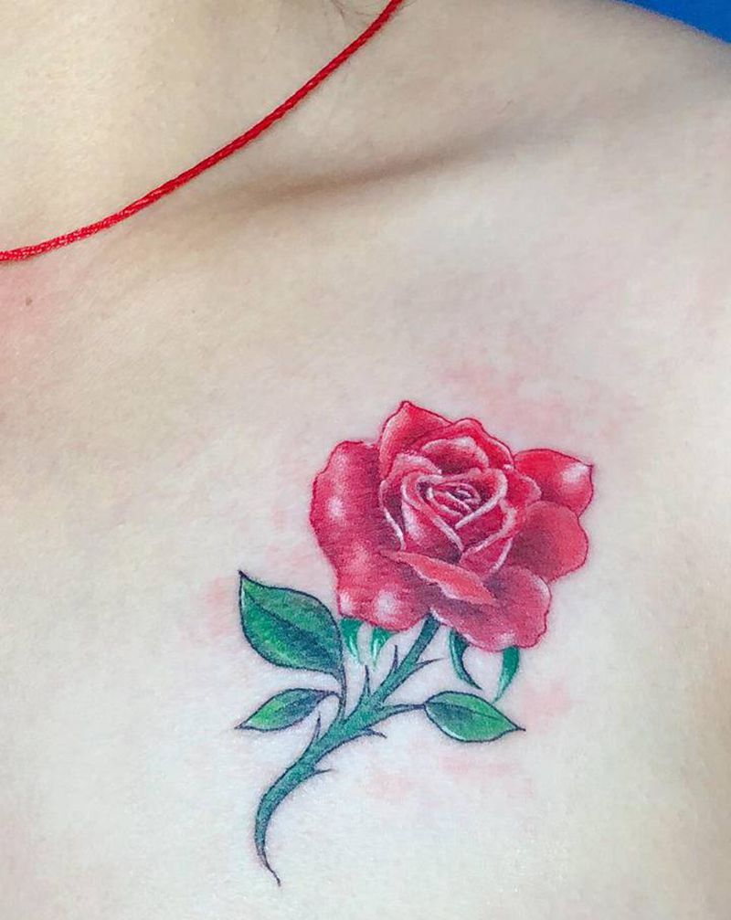 玫瑰花纹身图片_胸部新传统纹身图案