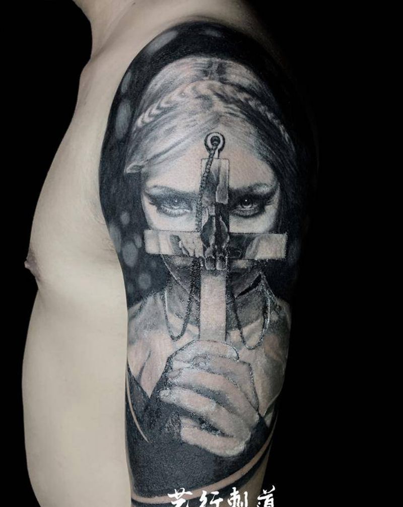 ⚜️世界和平⚜️纹身图片_手臂手部欧美写实水墨修女暗黑教堂纹身图案