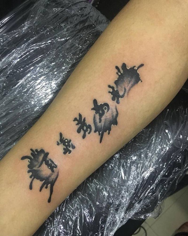 字体纹身图片_手臂纹身图案