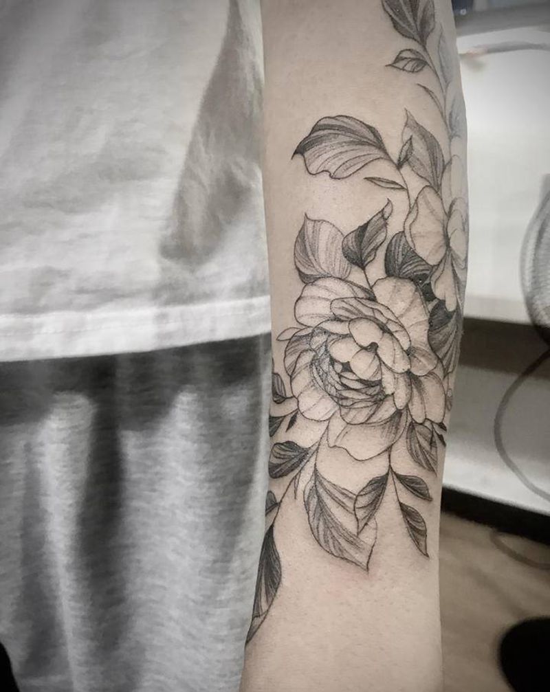手臂素花纹身图片_手臂素花花女生纹身图案